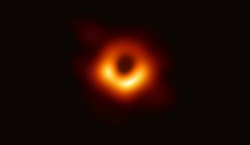 M87 은하 중심 블랙홀