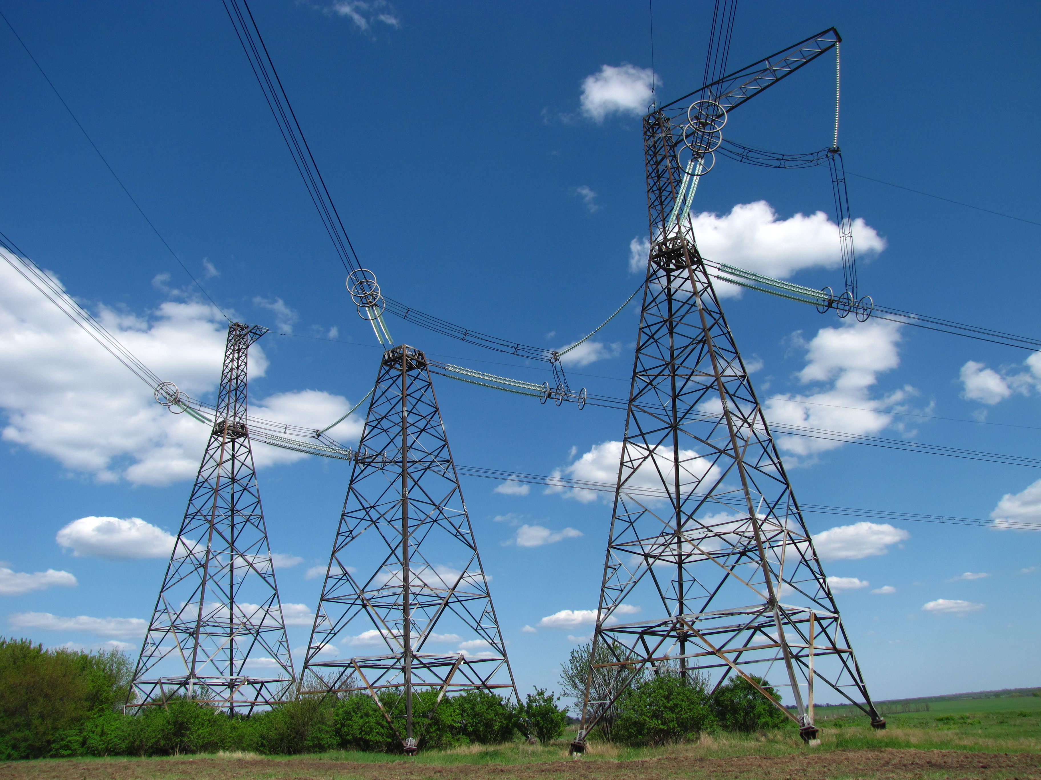 고압 송전탑 — 750kV